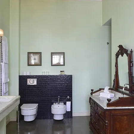 Palacete Chafariz Del Rei - By Unlock 5*